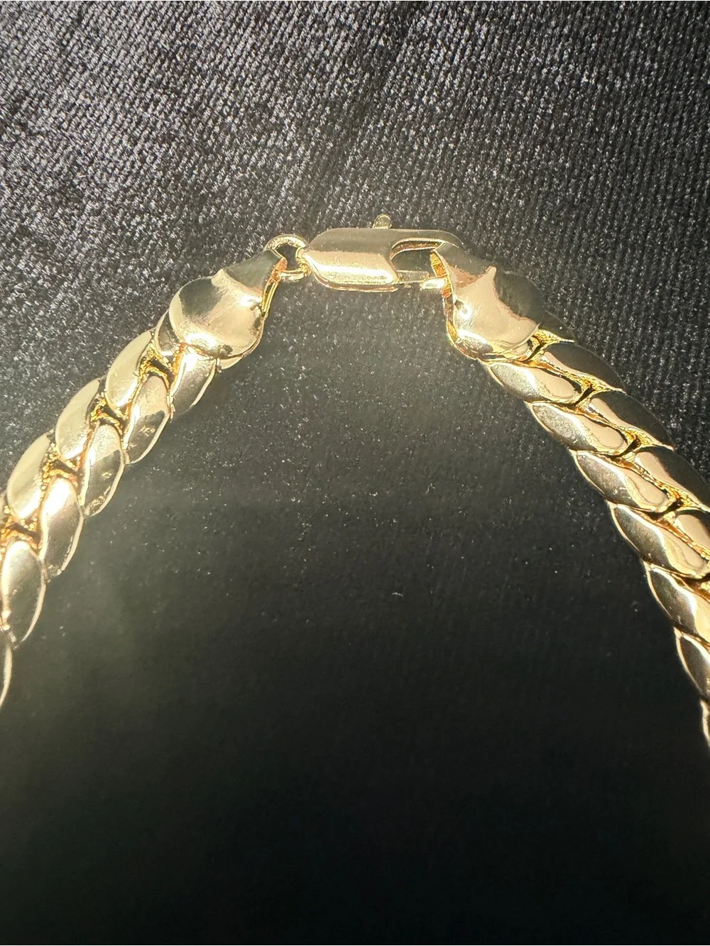 Miami Cuban 24in 9MM 14K Gold Filled Lobster Clasp Necklace. BRAND NEW.